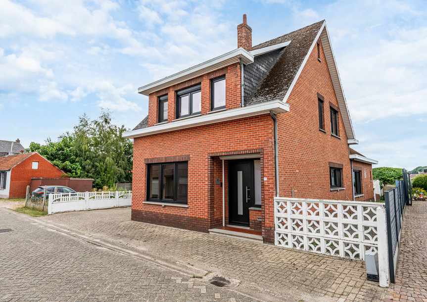 Eengezinswoning te koop in Veerle