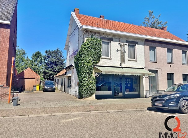 Gebouw voor gemengd gebruik te koop in Laakdal