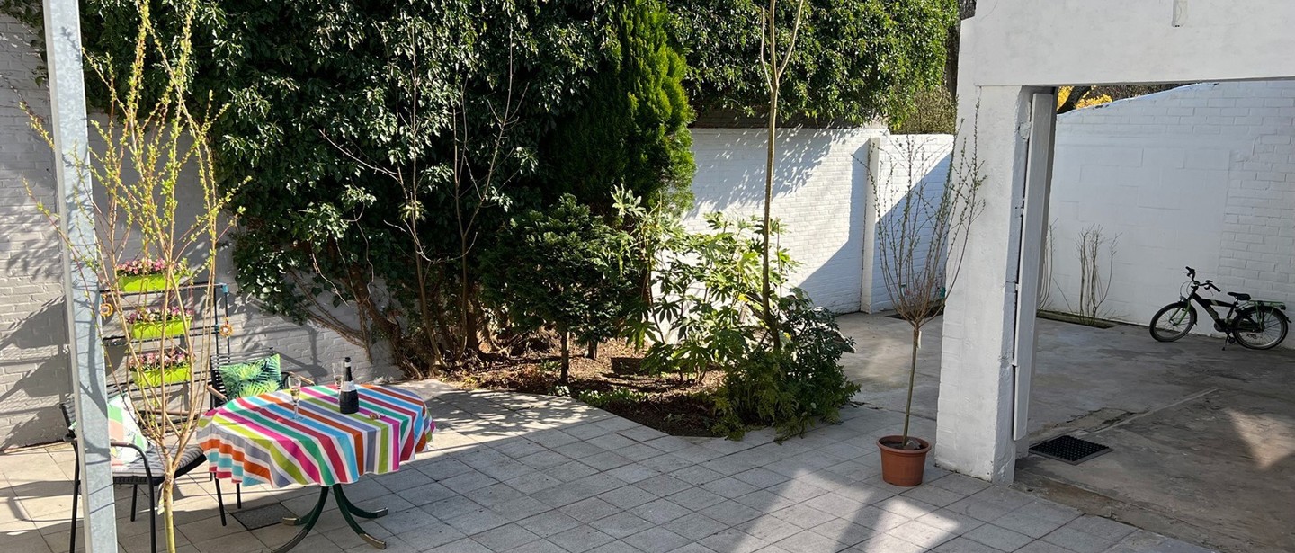 Gelijkvloerse verd. + tuin te koop in Genk