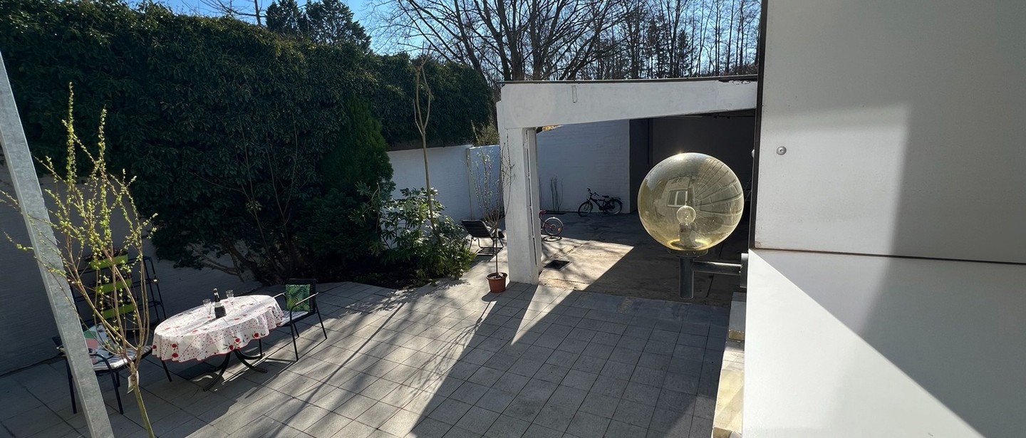 Gelijkvloerse verd. + tuin te koop in Genk