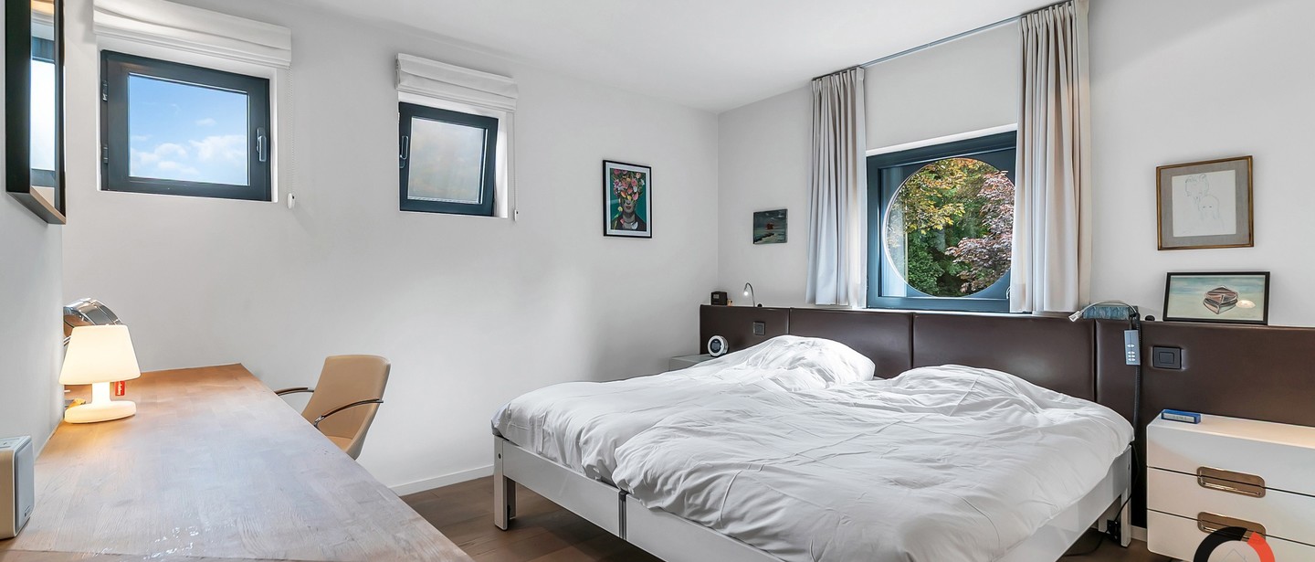 Gelijkvloerse verd. + tuin te koop in Genk