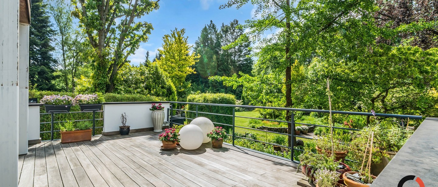Gelijkvloerse verd. + tuin te koop in Genk