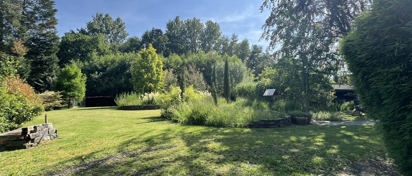 Gelijkvloerse verd. + tuin te koop in Genk