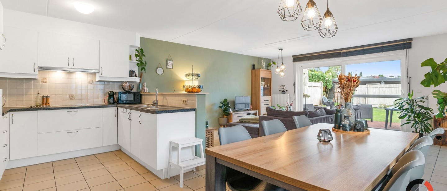 Gelijkvloerse verd. + tuin te koop in Lommel