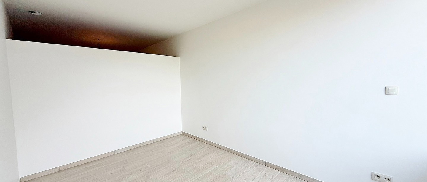 Gelijkvloerse verdieping te huur in Ham