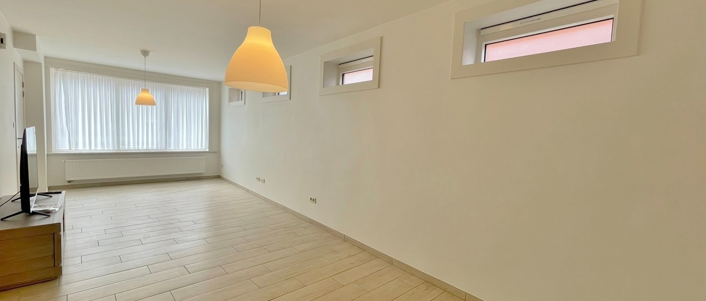 Gelijkvloerse verdieping te huur in Ham