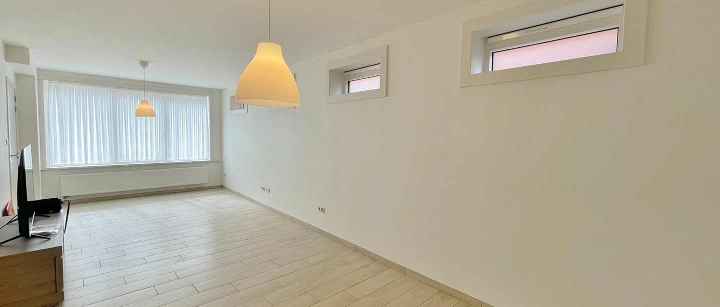 Gelijkvloerse verdieping te huur in Ham